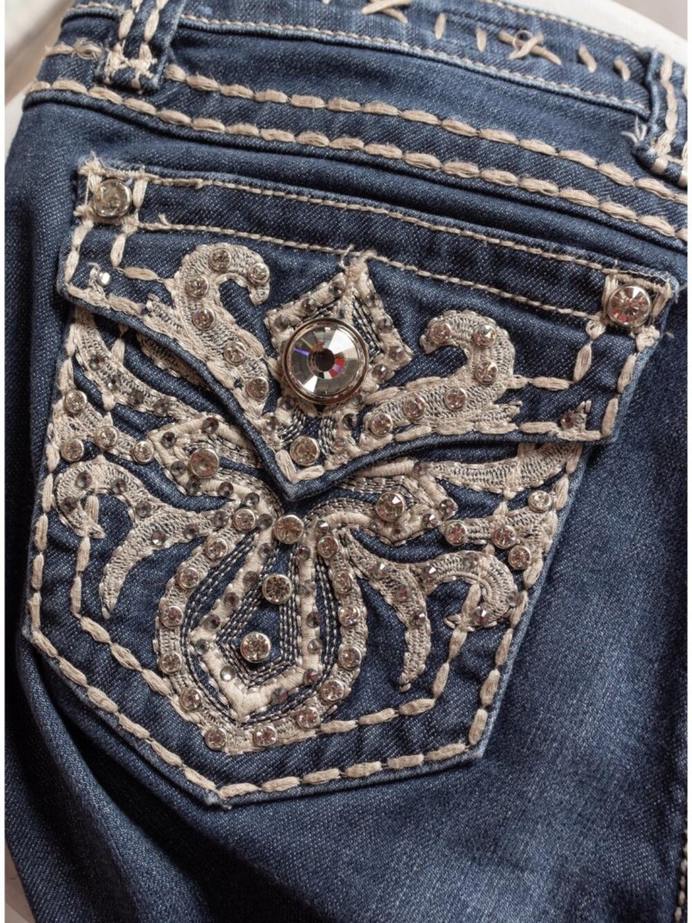 Y2K Capri Jeans, Low Rise Sequin Straight Leg, Size 5 - Picture 9 of 16